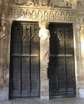 Bourges, porta